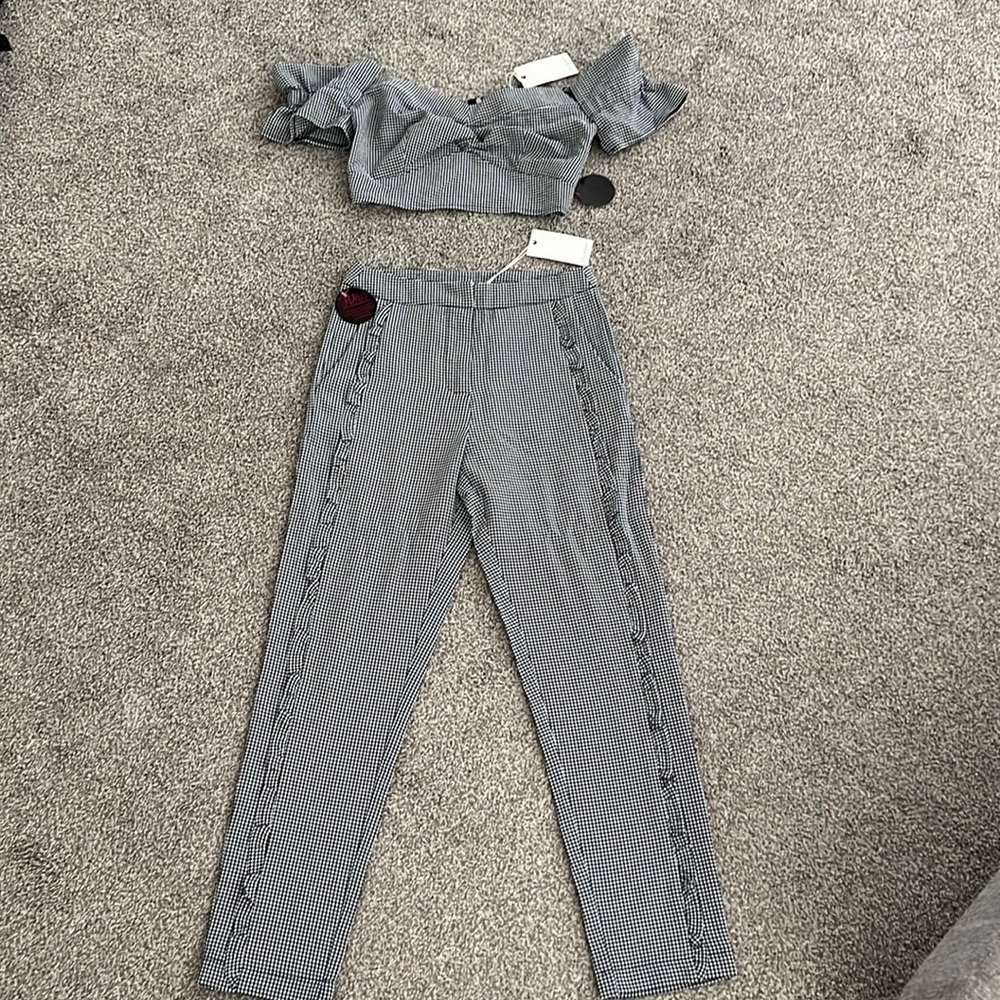 Cute crop top and pant set!